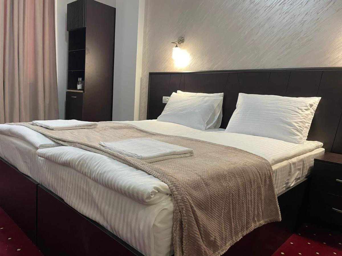 Anga Yerevan Hotel Ngoại thất bức ảnh