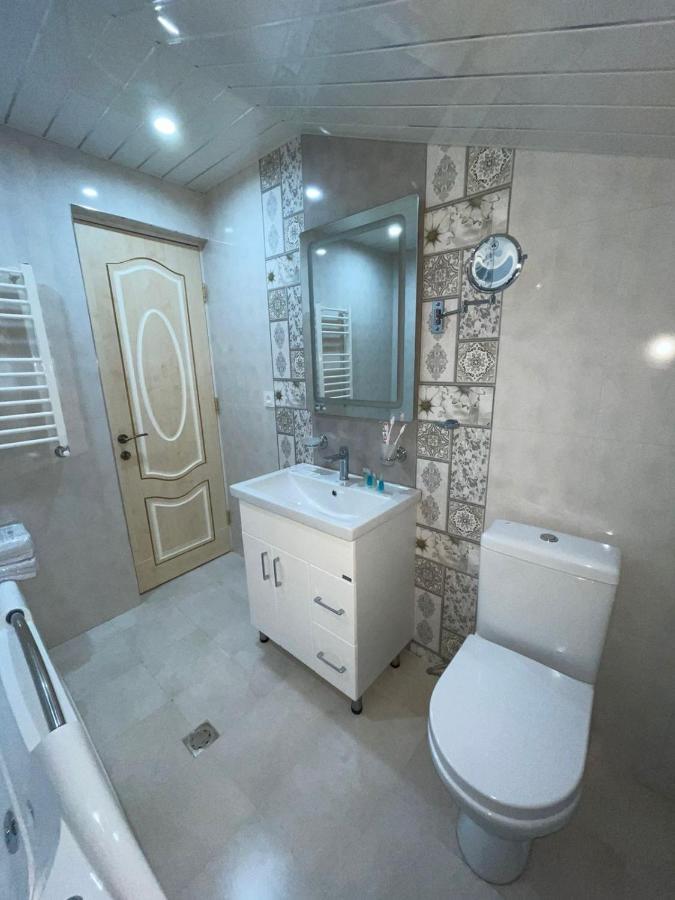 Anga Yerevan Hotel Ngoại thất bức ảnh