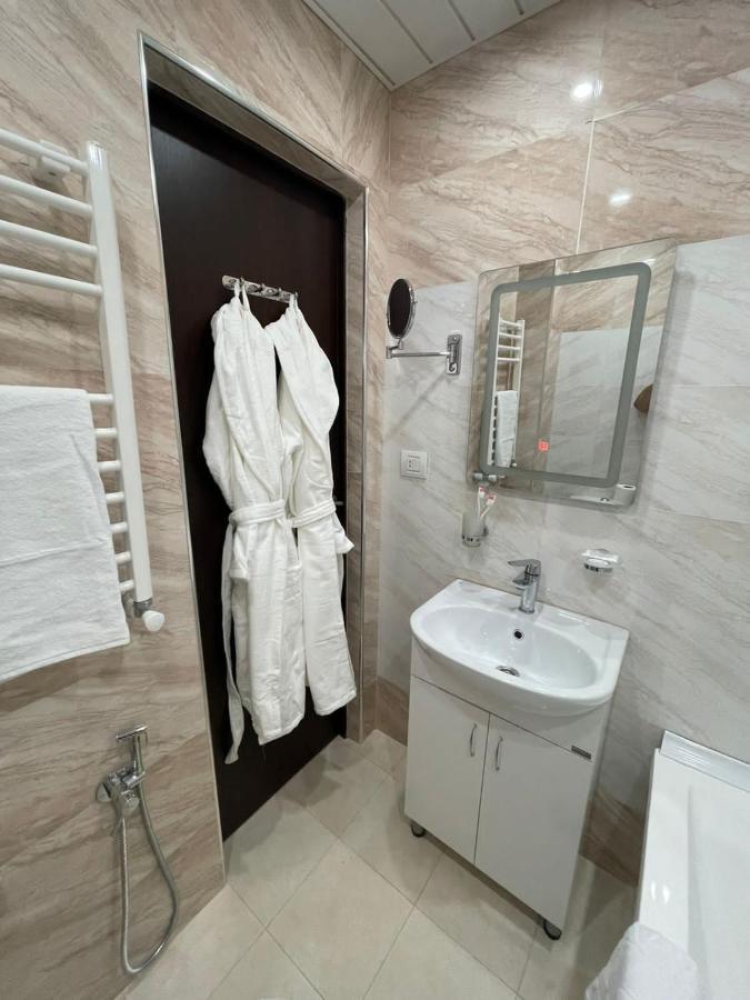 Anga Yerevan Hotel Ngoại thất bức ảnh